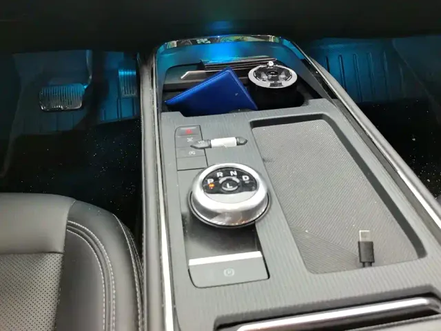 Ford Mondeo — Фото автомобиля 16
