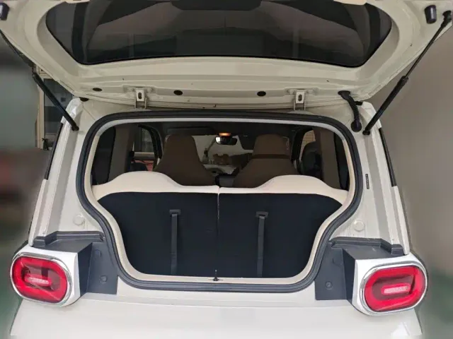Wuling Hongguang Mini EV — Фото автомобиля 15