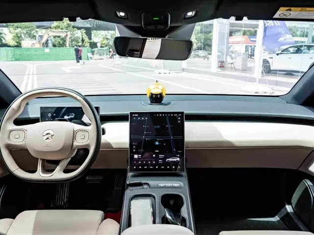 Nio ET5 Touring — Фото автомобиля 17