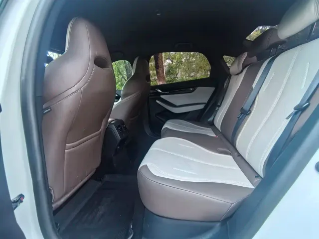 BYD Qin PLUS — Фото автомобиля 4