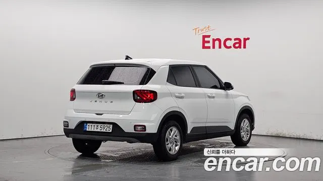 Hyundai Venue Venue 1.6 Premium — Фото автомобиля 2