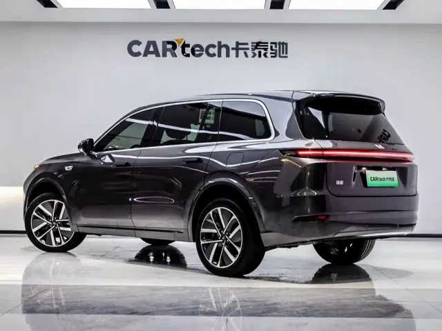 Li Auto L9 — Фото автомобиля 4