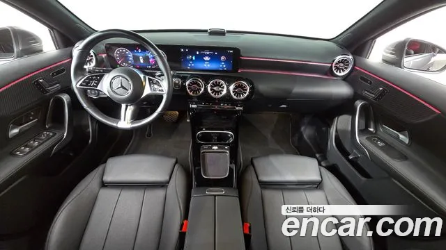 Mercedes-Benz A-Class W177 — Фото автомобиля 7
