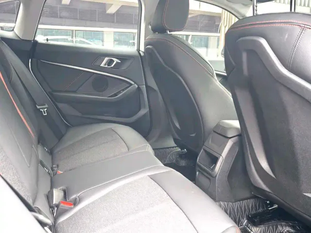 BMW 2 Series — Фото автомобиля 7