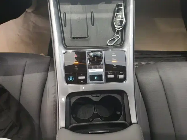 BYD Seal 07 DM-i — Фото автомобиля 13