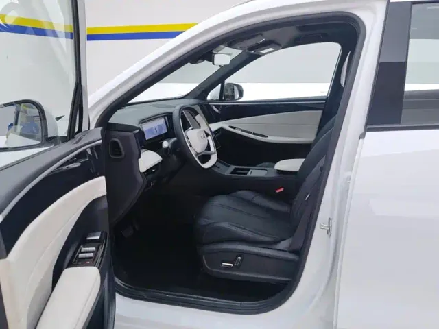 Geely Galaxy L7 — Фото автомобиля 9