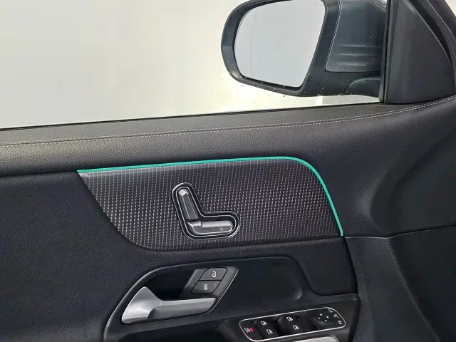 Mercedes-Benz GLB-Class — Фото автомобиля 7