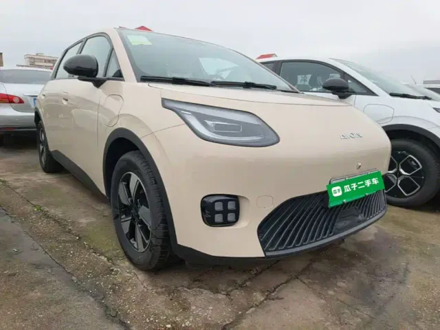 GAC Aion UT — Фото автомобиля 3