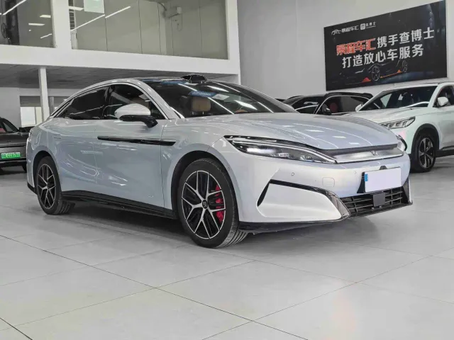 BYD Han L — Фото автомобиля 3