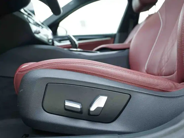 BMW 5 Series — Фото автомобиля 13