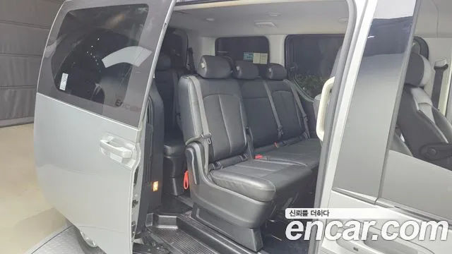 Hyundai Staria — Фото автомобиля 18