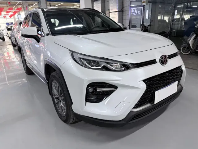 Toyota Wildlander — Фото автомобиля 3