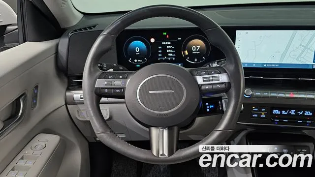 Hyundai Kona SX2 — Фото автомобиля 13