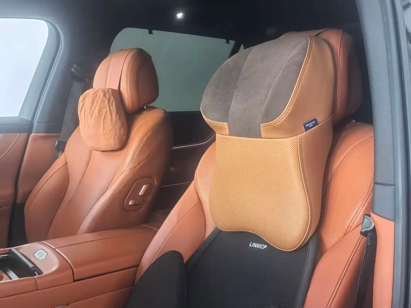 AITO Wenjie AITO M9 2024 Pure Electric Ultra 100kWh 6-Seater — Фото автомобиля 10