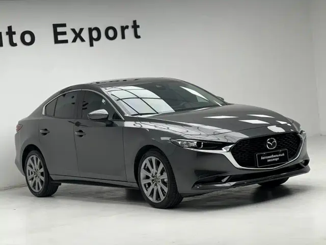 Mazda Axela — Фото автомобиля 3