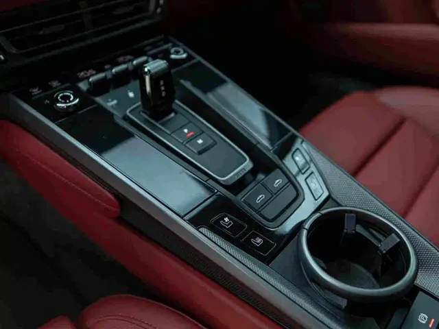 Porsche 911 — Фото автомобиля 13