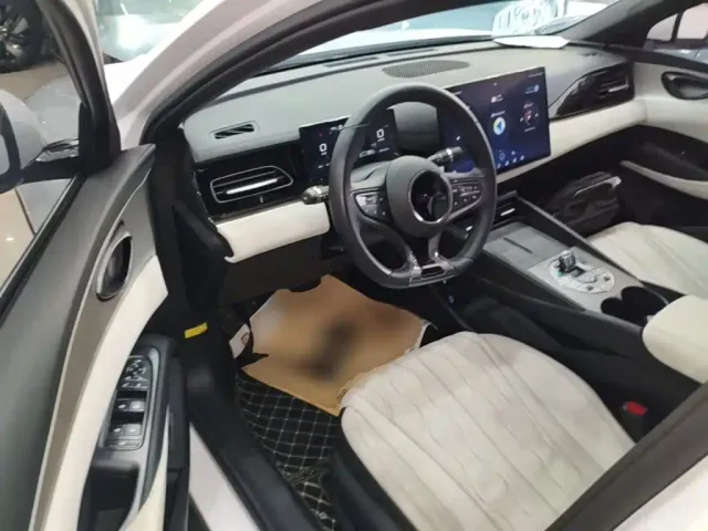 BYD Seal 06 — Фото автомобиля 15