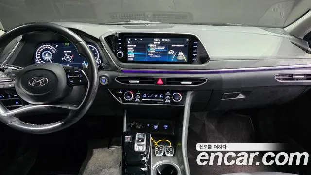 Hyundai Sonata — Фото автомобиля 18