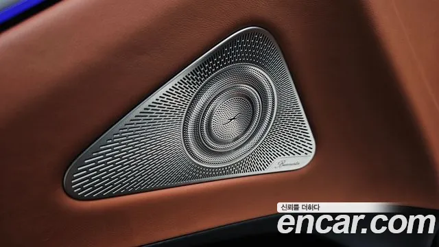 Mercedes-Benz S-Class — Фото автомобиля 25