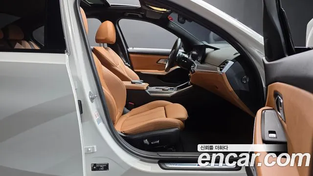 BMW 3 Series G20 — Фото автомобиля 16