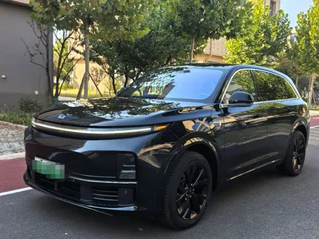 Фотография автомобиля — Li Auto L7