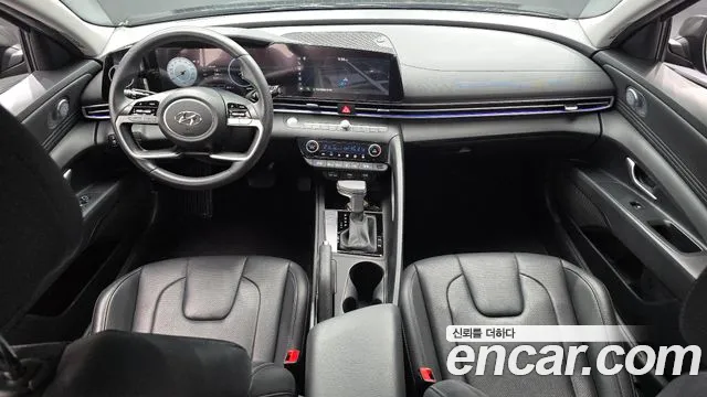 Hyundai Avante CN7 — Фото автомобиля 7