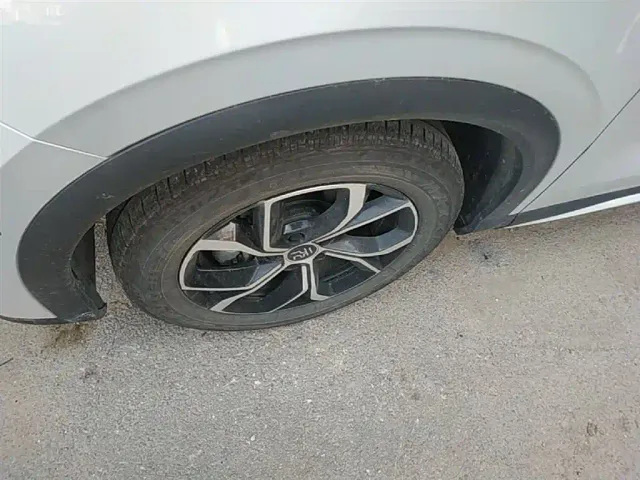 BYD Yuan PLUS — Фото автомобиля 22