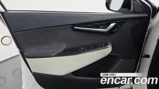 Kia EV6 — Фото автомобиля 13