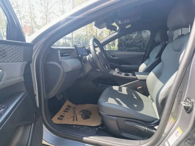 BYD Qin PLUS — Фото автомобиля 4