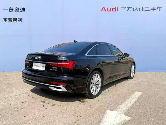 Audi A6L — Фото автомобиля 8