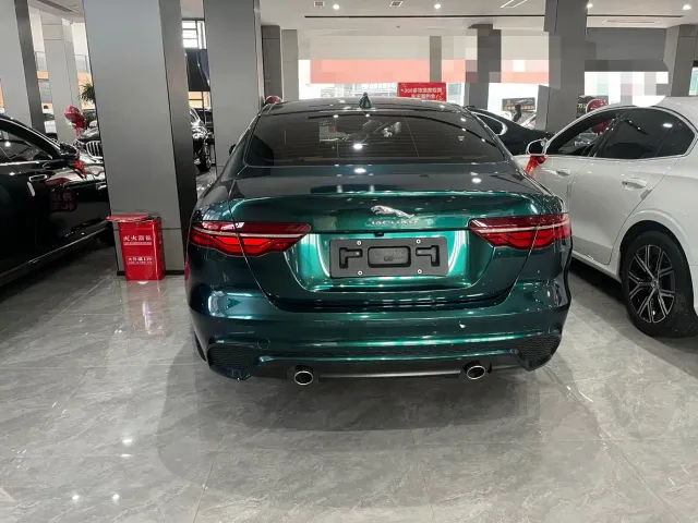 Jaguar XEL — Фото автомобиля 9
