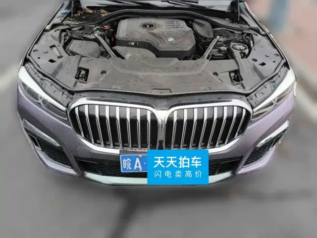 BMW 7 Series — Фото автомобиля 3