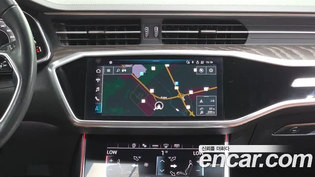 Audi A6 45 TFSI Premium — Фото автомобиля 16