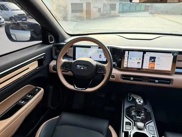 Geely ICON — Фото автомобиля 6