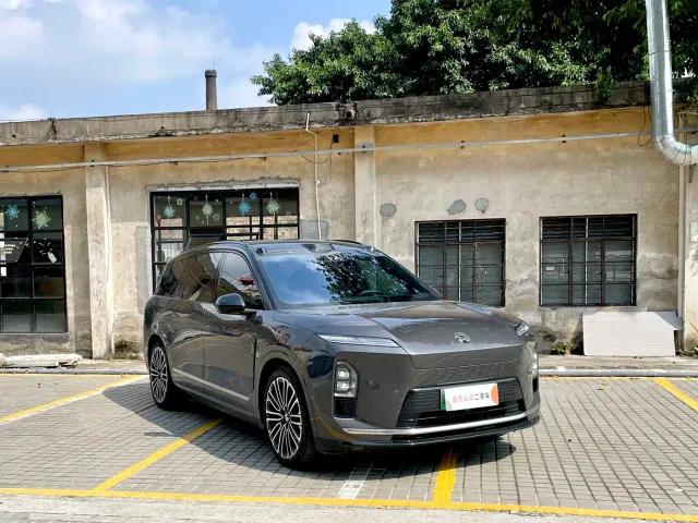 Nio ES8 — Фото автомобиля 3