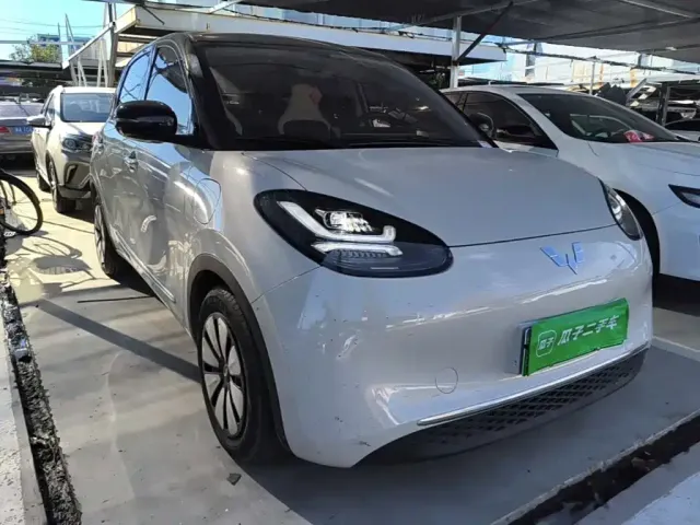 Wuling Bingo — Фото автомобиля 3