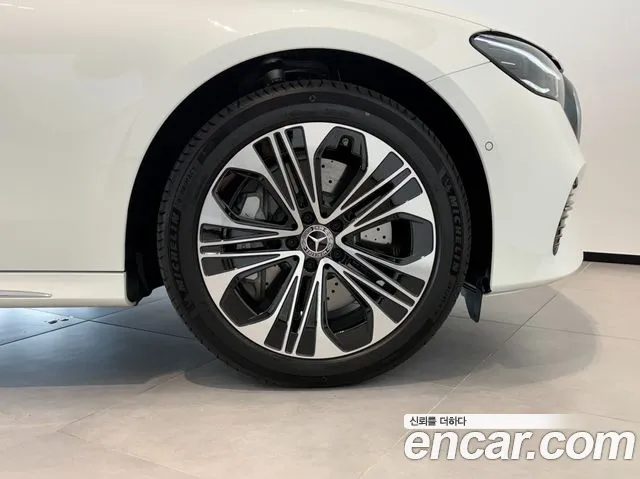 Mercedes-Benz E-Class E-класс W214 — Фото автомобиля 5