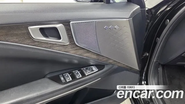 Kia K8 — Фото автомобиля 27