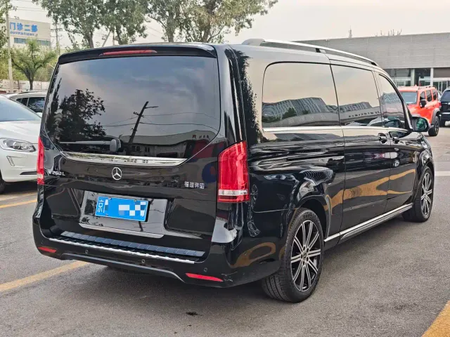 Mercedes-Benz V-Class — Фото автомобиля 5