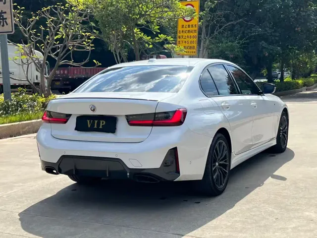 BMW 3 Series — Фото автомобиля 9