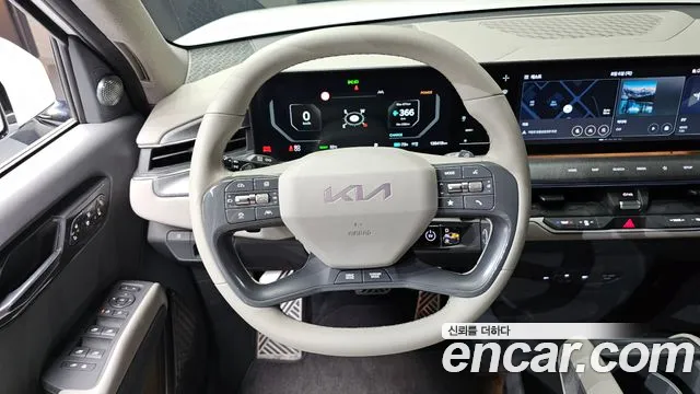 Kia EV9 — Фото автомобиля 11