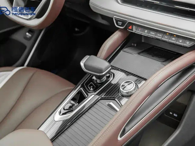 Geely Xingyue L — Фото автомобиля 19