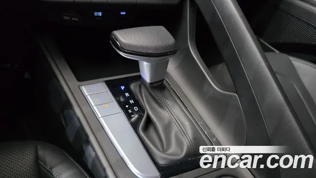 Hyundai Avante CN7 — Фото автомобиля 12