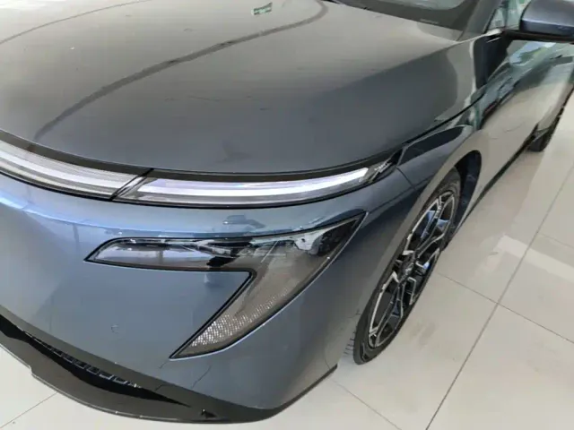 Nissan N7 — Фото автомобиля 23