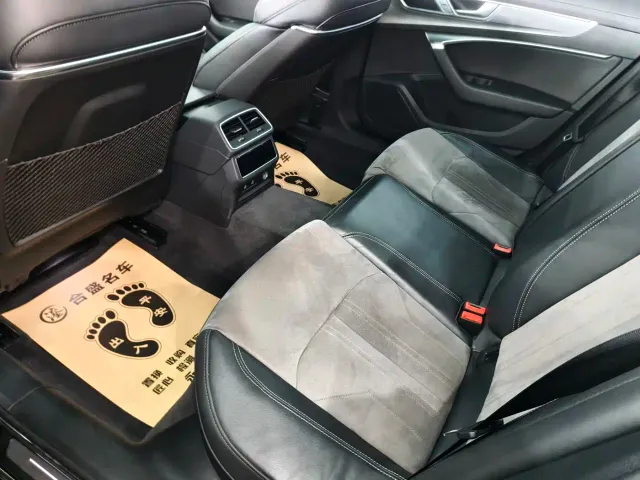 Audi A6L — Фото автомобиля 16
