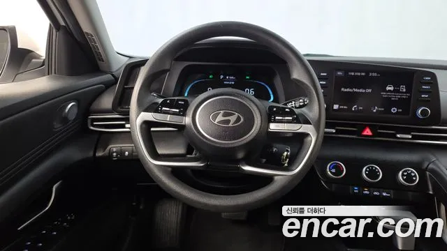 Hyundai Avante — Фото автомобиля 19