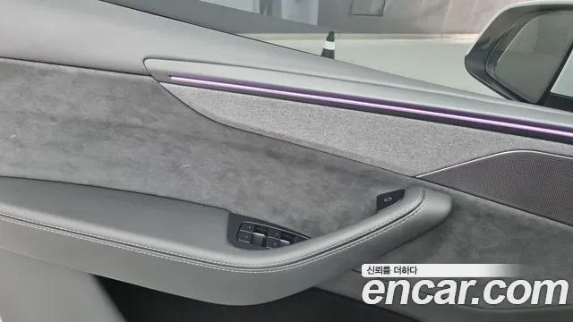 Tesla Model Y — Фото автомобиля 15