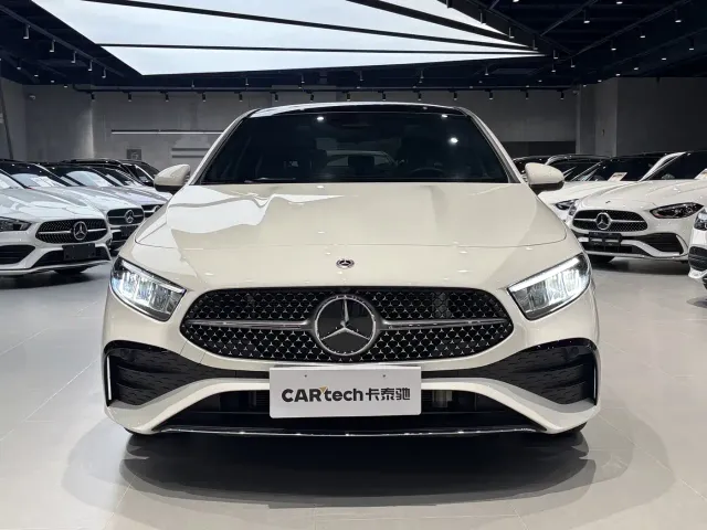 Mercedes-Benz A-Class — Фото автомобиля 2