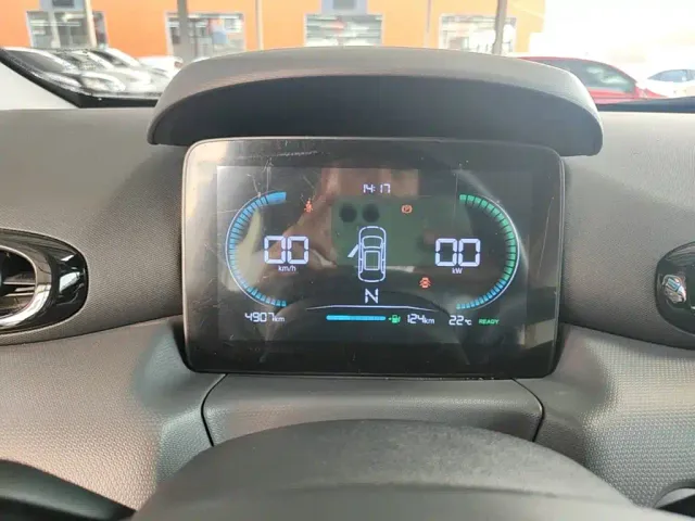 Leapmotor T03 — Фото автомобиля 11