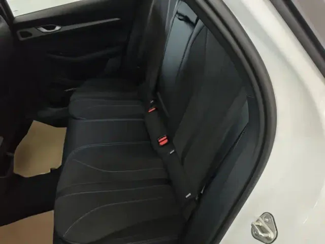 Geely Xingrui — Фото автомобиля 16